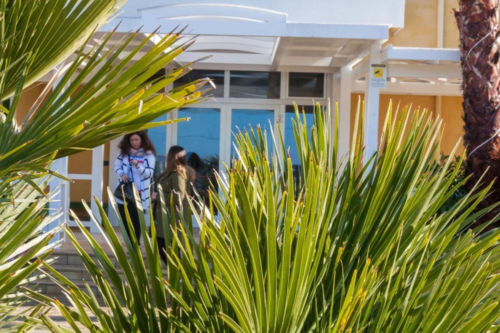 ליקאטה Hotel Zabbara מראה חיצוני תמונה