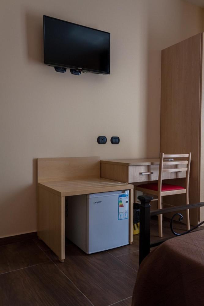 ליקאטה Hotel Zabbara מראה חיצוני תמונה