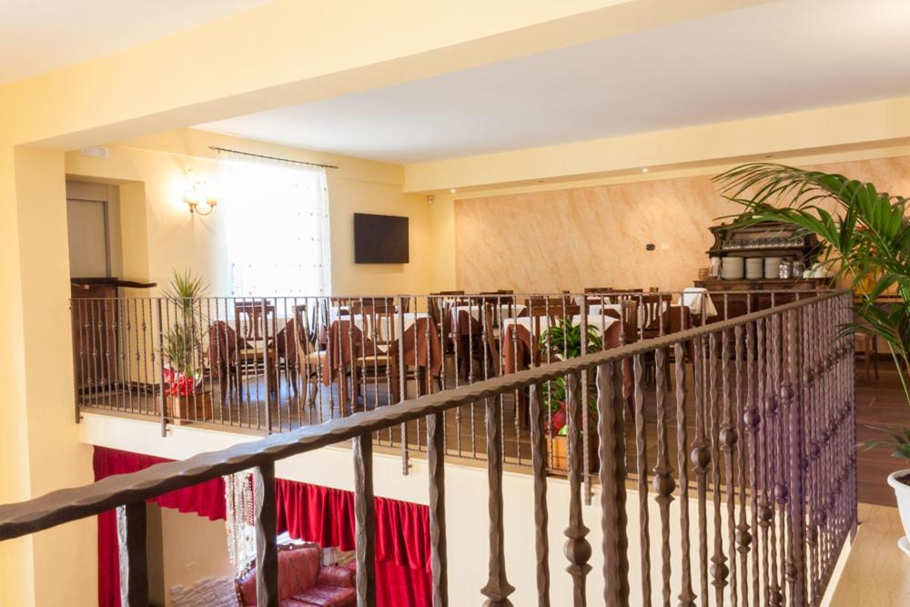 ליקאטה Hotel Zabbara מראה חיצוני תמונה