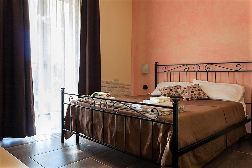 ליקאטה Hotel Zabbara מראה חיצוני תמונה