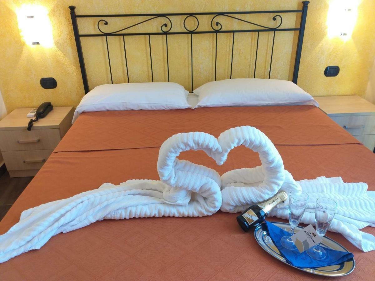 ליקאטה Hotel Zabbara מראה חיצוני תמונה